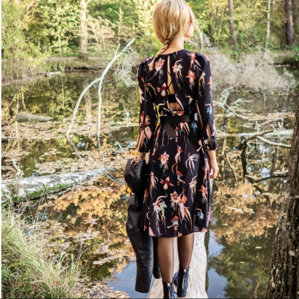 H&M vintage inspired dress with open back
